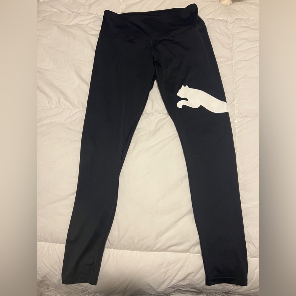 Puma Women’s XL Athletic/Yoga pants
